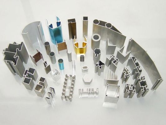 L455 เครื่องตัดอลูมิเนียมครึ่งอัตโนมัติ เครื่องตัดโปรไฟล์ CNC